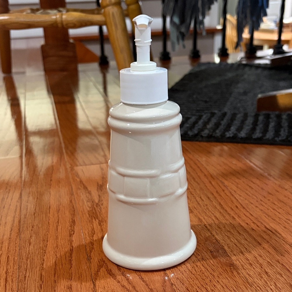 Longaberger Cream Soap Dispenser